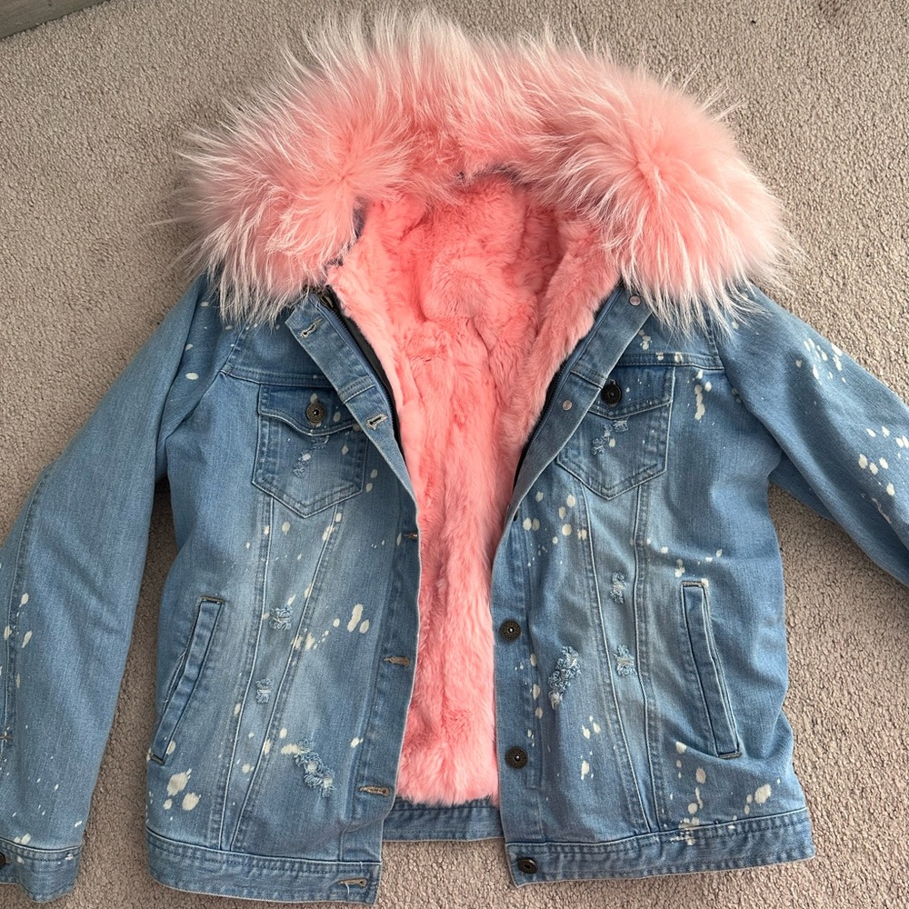 Natural fur collar real rabbit fur lining!  Never worn